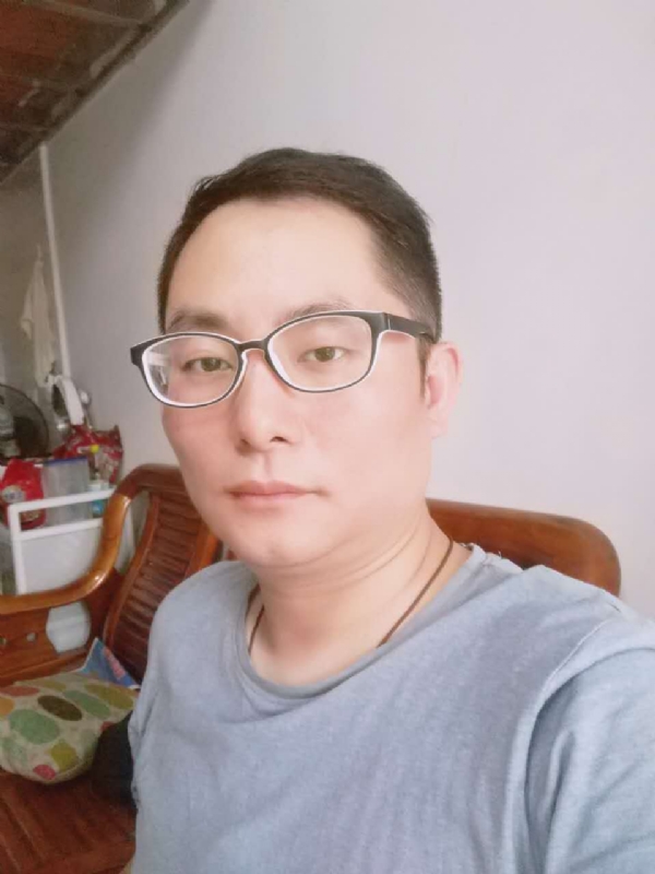 流星的尾巴的第一张照片--泉州相亲服务中心