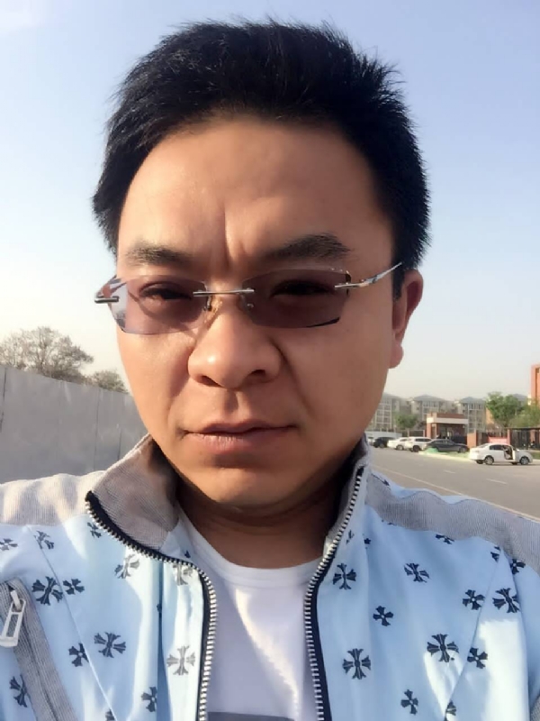 执着的等待的第一张照片--泉州相亲服务中心