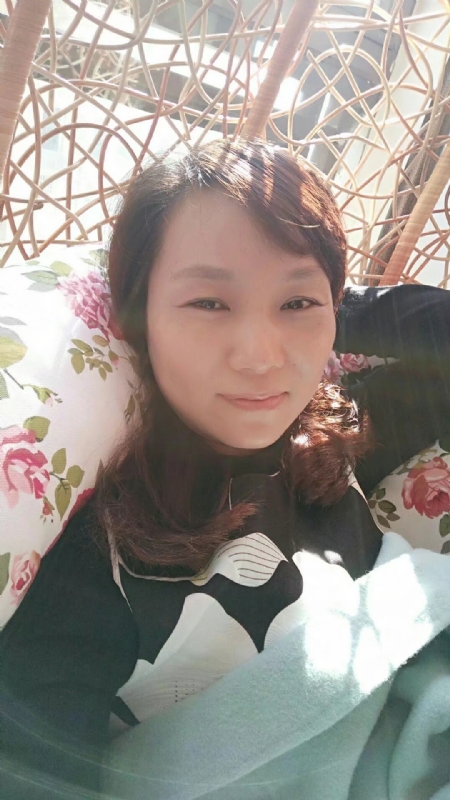 悦己的第一张照片--泉州相亲服务中心
