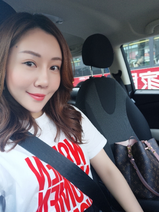 娜娜的第二张照片--泉州相亲服务中心