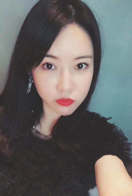 李莉的第二张照片--泉州相亲服务中心