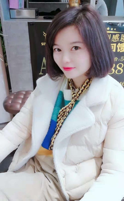 认真的雪的第一张照片--泉州相亲服务中心