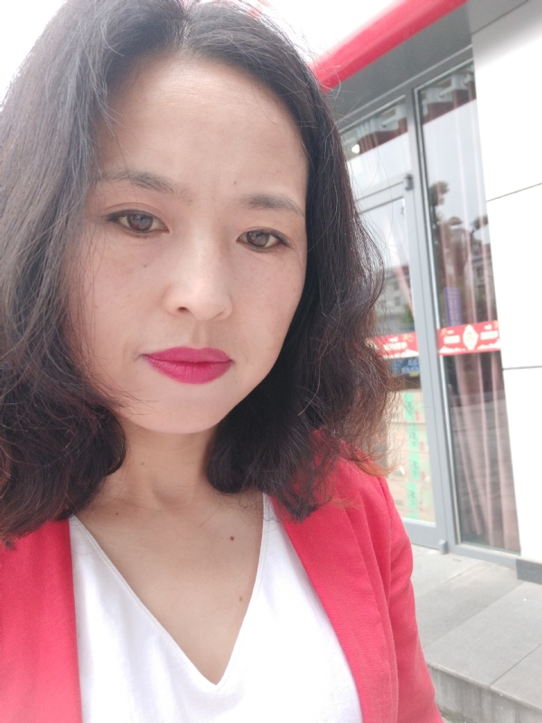 枫叶飘零的第一张照片--泉州相亲服务中心