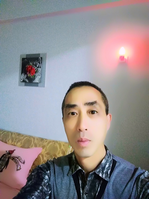 真诚的第一张照片--泉州相亲服务中心