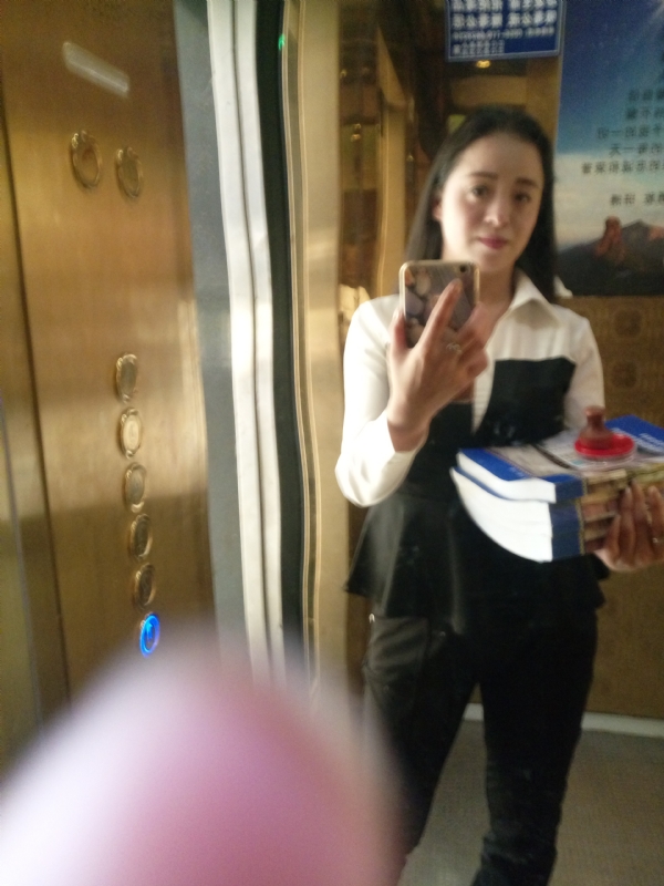 铿锵玫瑰的第一张照片--泉州相亲服务中心