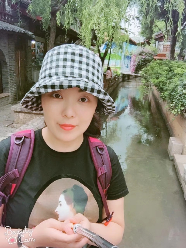 乐妞的第三张照片--泉州相亲服务中心
