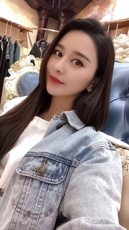 李珊珊的第一张照片--泉州相亲服务中心