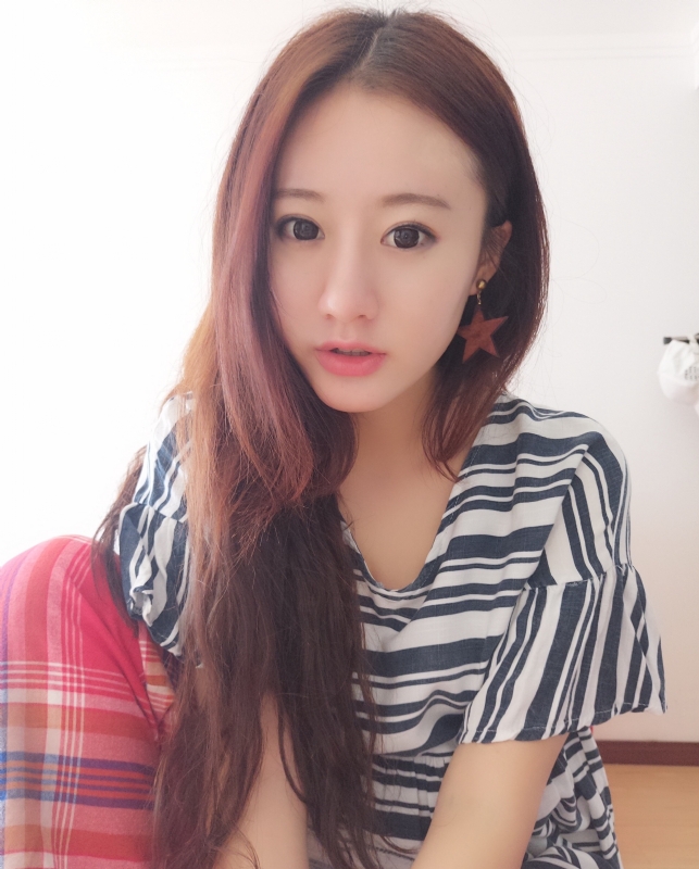 没有故事的女同学的第二张照片--泉州相亲服务中心