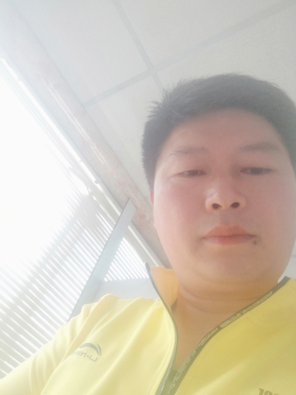 山男的第一张照片--泉州相亲服务中心