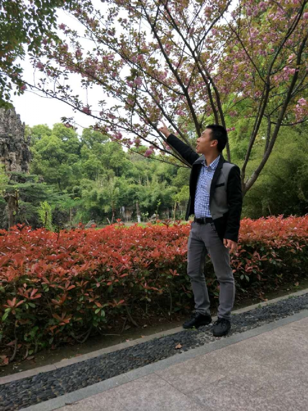 坦诚的第一张照片--泉州相亲服务中心