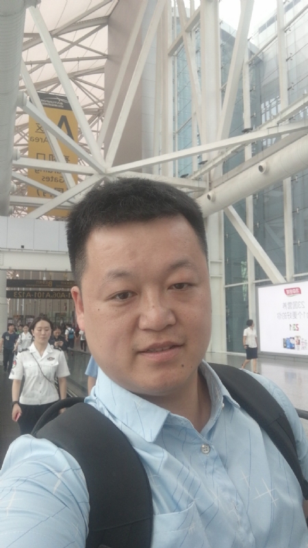 枫叶的第一张照片--泉州相亲服务中心