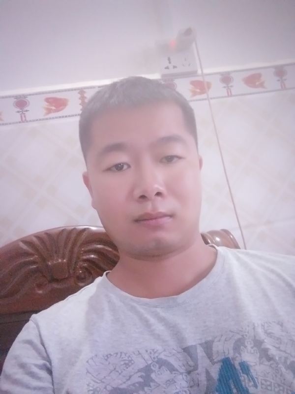 心雨的第一张照片--泉州相亲服务中心