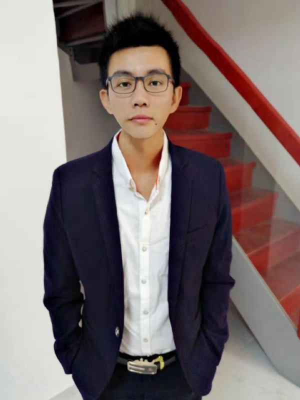 林智明的第一张照片--泉州相亲服务中心