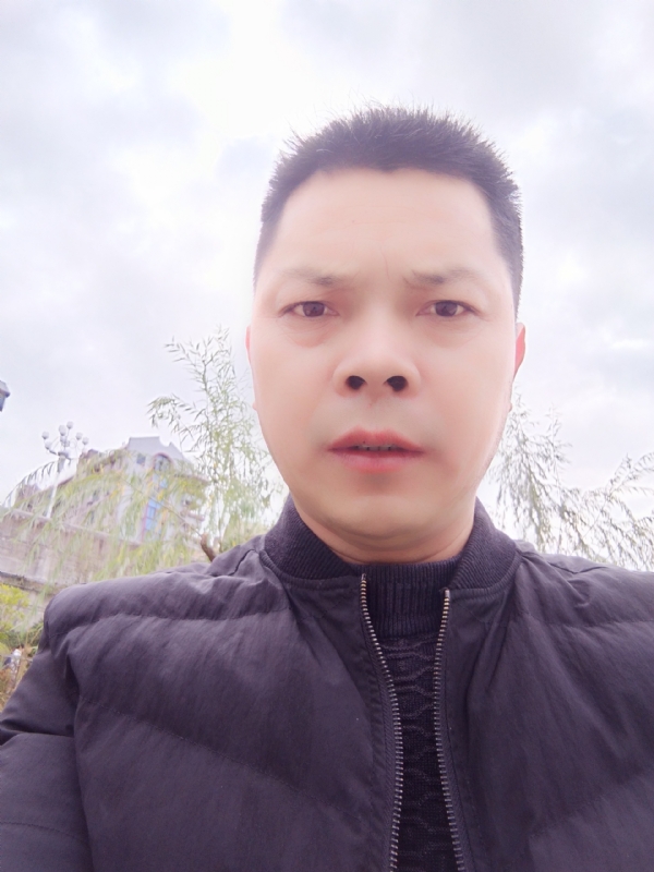 随缘的第一张照片--泉州相亲服务中心