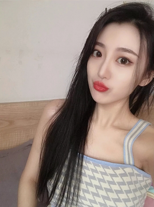 倩倩的第一张照片--泉州相亲服务中心
