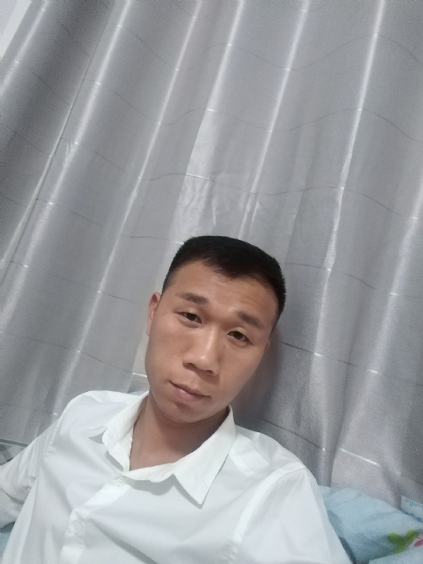 不器的第一张照片--泉州相亲服务中心