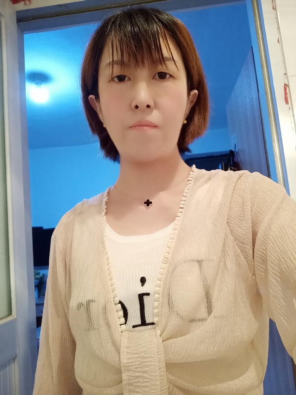 芬儿的第一张照片--泉州相亲服务中心