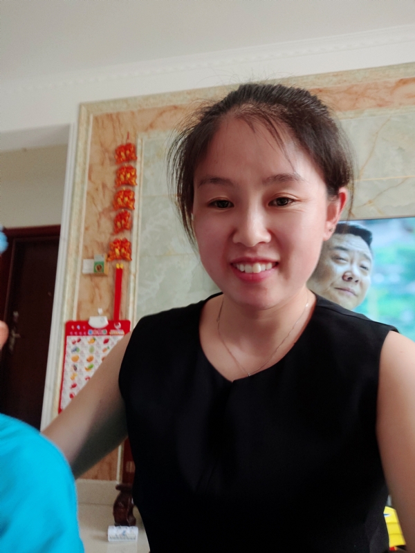睿智的第一张照片--泉州相亲服务中心