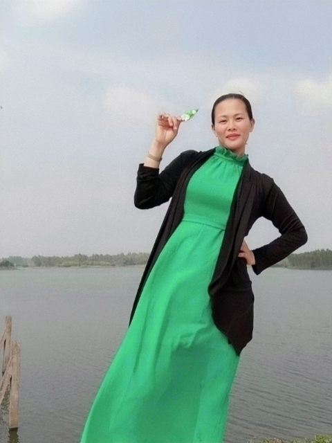 李梅的第二张照片--泉州相亲服务中心