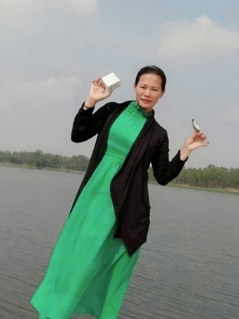 李梅的第三张照片--泉州相亲服务中心