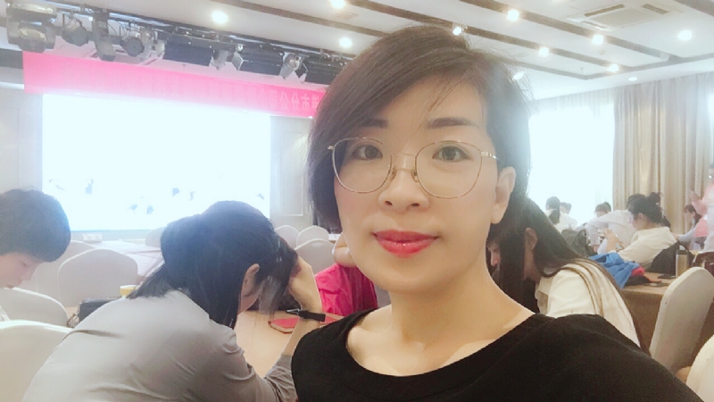 沙拉的第一张照片--泉州相亲服务中心