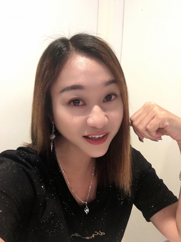 小蜜蜂??的第一张照片--泉州相亲服务中心