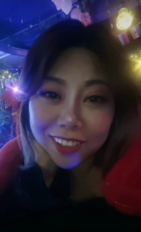 收快递的费仙女的第一张照片--泉州相亲服务中心