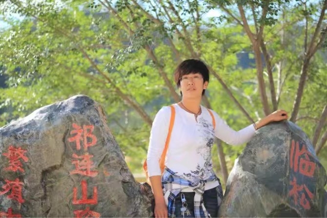 弱水河边青春草的第一张照片--泉州相亲服务中心