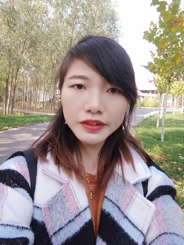 hely的第一张照片--泉州相亲服务中心