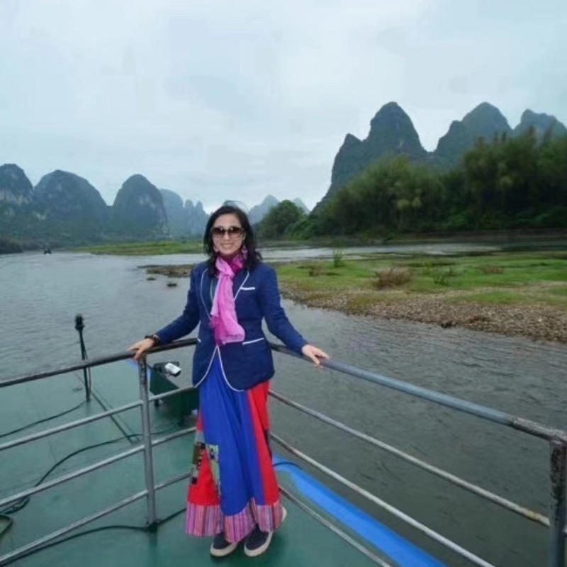 julia的第一张照片--泉州相亲服务中心