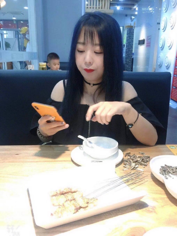 程程的第一张照片--泉州相亲服务中心
