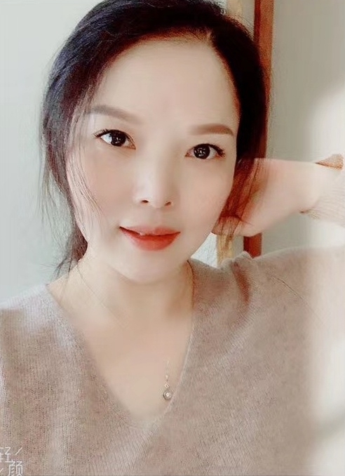 百荷的第一张照片--泉州相亲服务中心