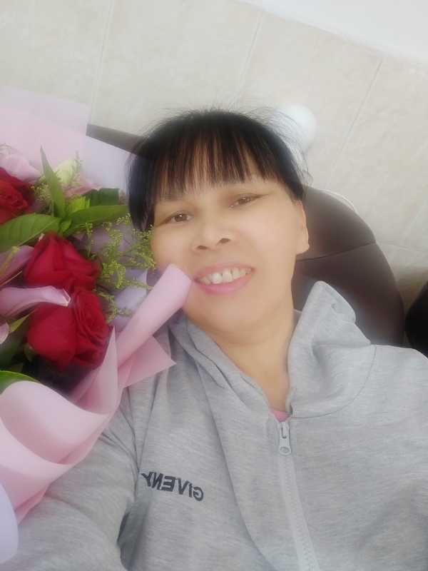 言言的第一张照片--泉州相亲服务中心