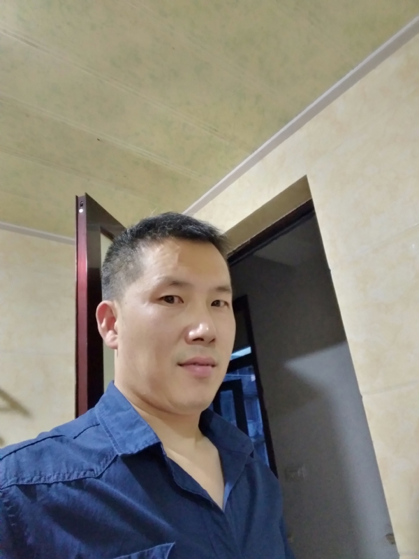 余生搀扶走的第一张照片--泉州相亲服务中心