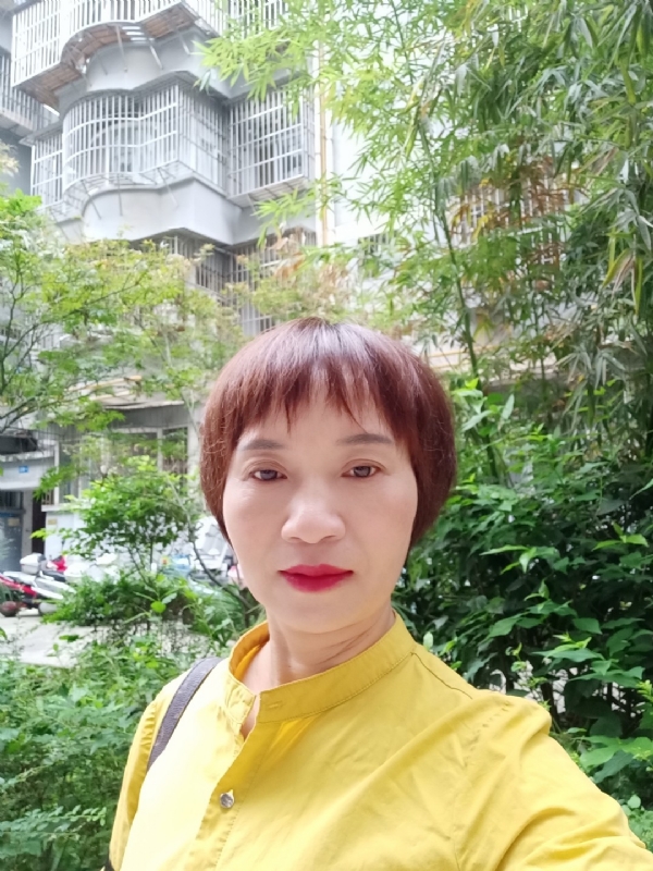 小瓶子的第二张照片--泉州相亲服务中心