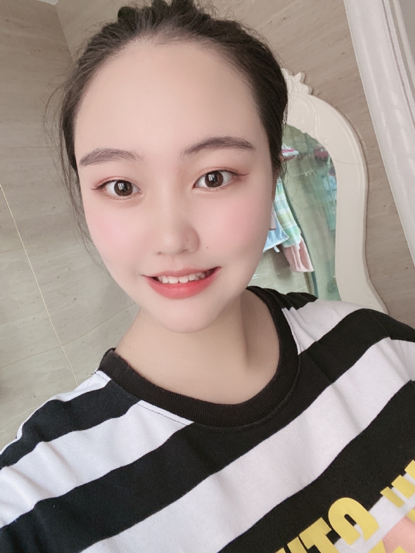 灵儿的第二张照片--泉州相亲服务中心