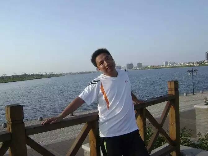 才乡痴情的第二张照片--泉州相亲服务中心
