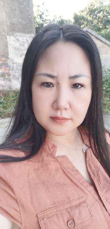 乖乖一女的第二张照片--泉州相亲服务中心