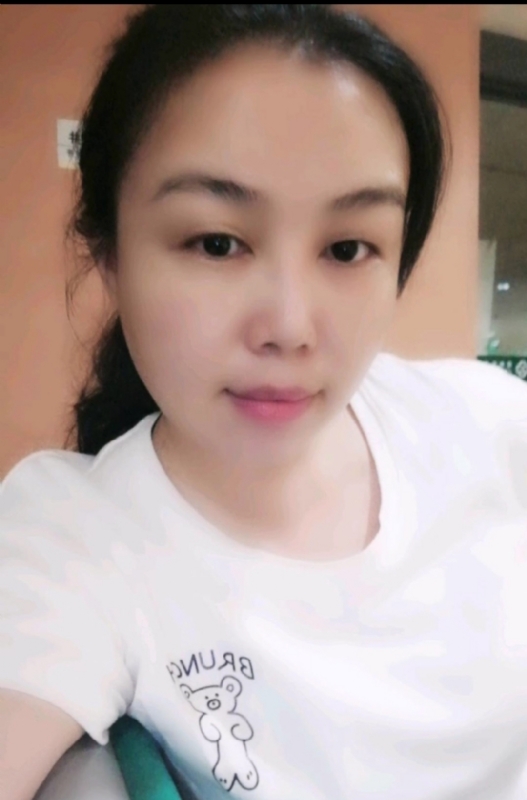 淡淡的云的第一张照片--泉州相亲服务中心