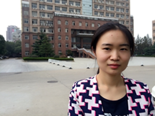 女儿征婚的第一张照片--泉州相亲服务中心