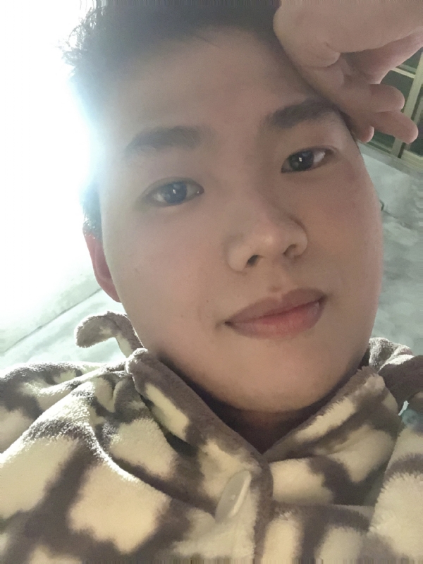 她的第四张照片--泉州相亲服务中心