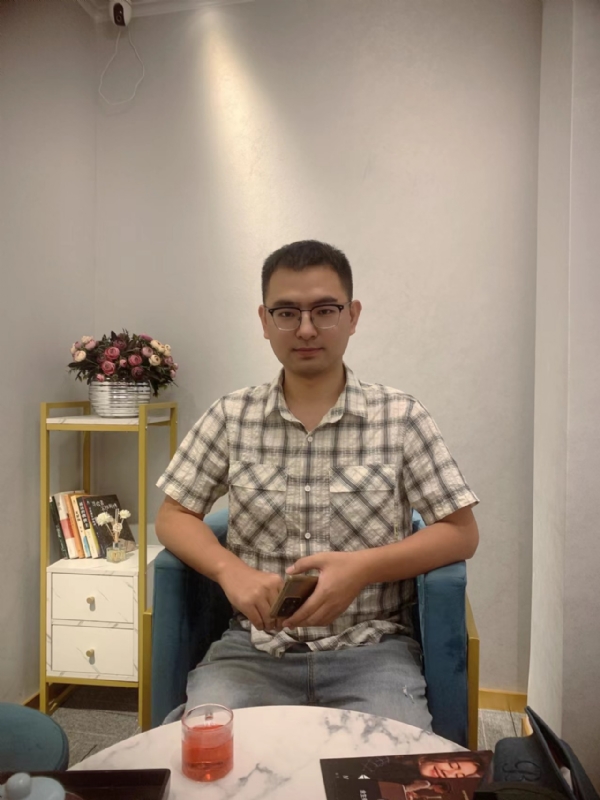 微尘的第四张照片--泉州相亲服务中心