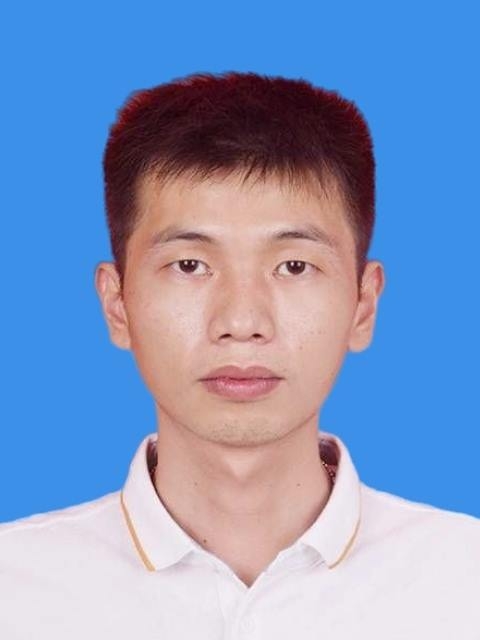 豪雨的第二张照片--泉州相亲服务中心