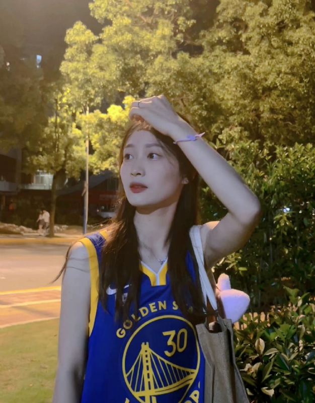 小趴菜的第三张照片--泉州相亲服务中心