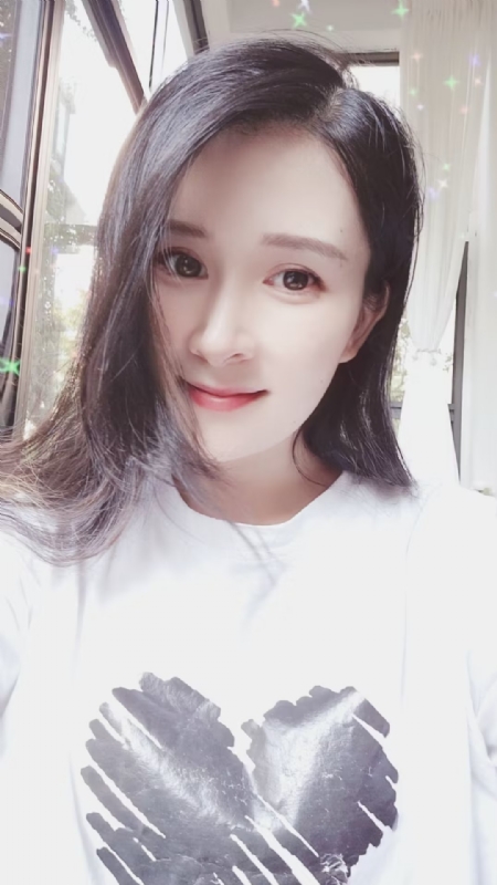 晨曦的第二张照片--泉州相亲服务中心