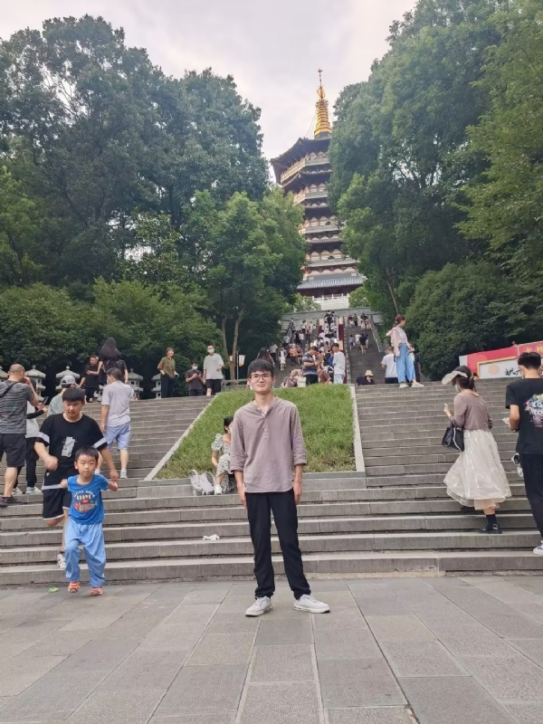 阳光男孩的第五张照片--泉州相亲服务中心
