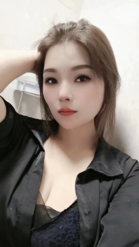 爱笑的女孩的第一张照片--泉州相亲服务中心