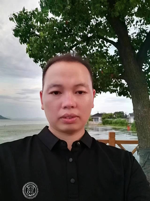 一起说晚安的第一张照片--泉州相亲服务中心