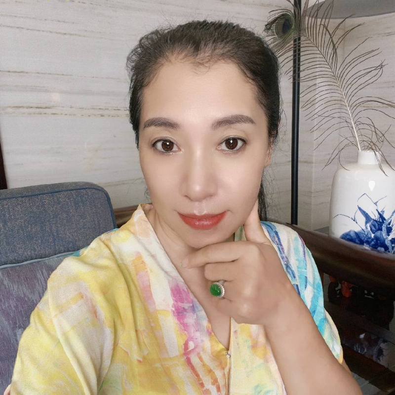 仝馨的第一张照片--泉州相亲服务中心