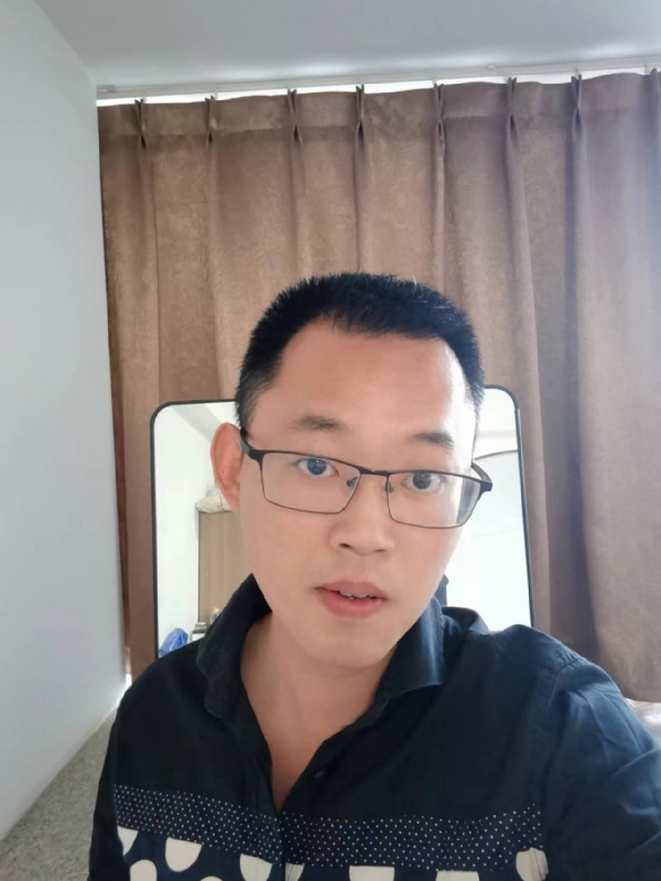 lips11的第一张照片--泉州相亲服务中心